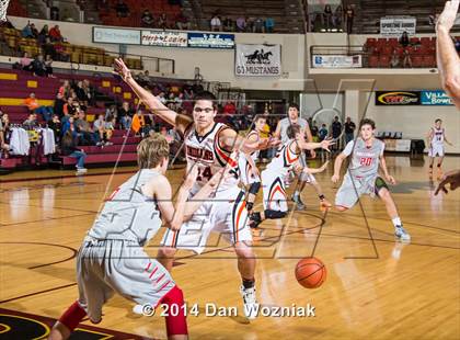 Thumbnail 3 in Nocona vs. Holliday (Fantasy of Lights) photogallery.