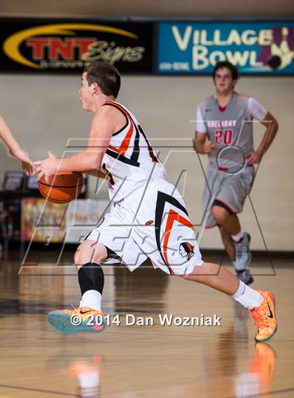 Thumbnail 3 in Nocona vs. Holliday (Fantasy of Lights) photogallery.