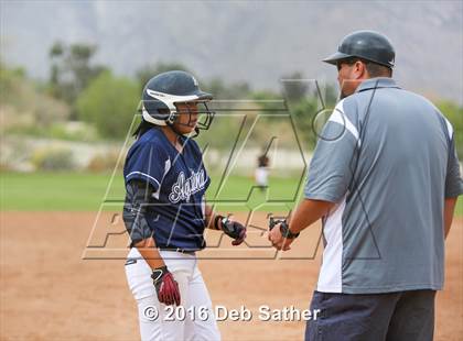 Thumbnail 2 in Aquinas vs San Jacinto photogallery.