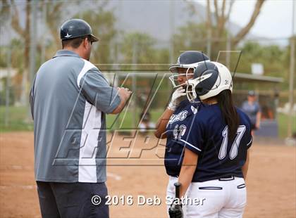 Thumbnail 1 in Aquinas vs San Jacinto photogallery.