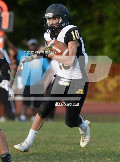 Thumbnail 2 in Amity Regional @ Wilbur Cross photogallery.