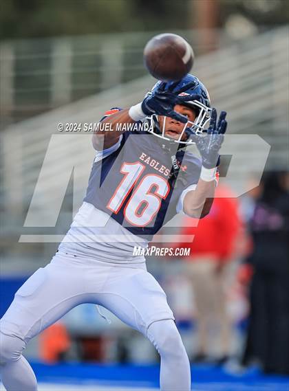 Thumbnail 3 in   Serra @ Chaminade photogallery.