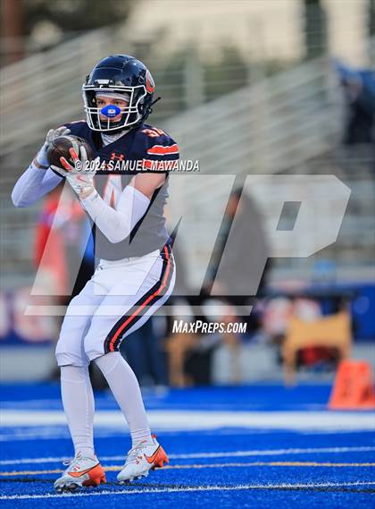 Thumbnail 1 in   Serra @ Chaminade photogallery.