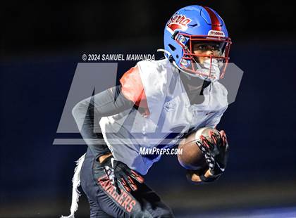 Thumbnail 1 in   Serra @ Chaminade photogallery.