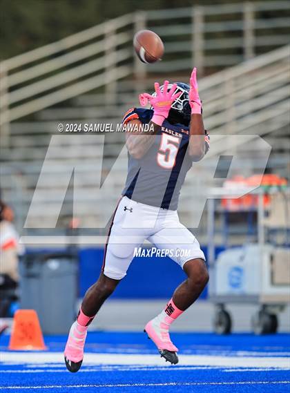 Thumbnail 2 in   Serra @ Chaminade photogallery.