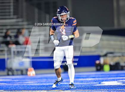 Thumbnail 2 in   Serra @ Chaminade photogallery.