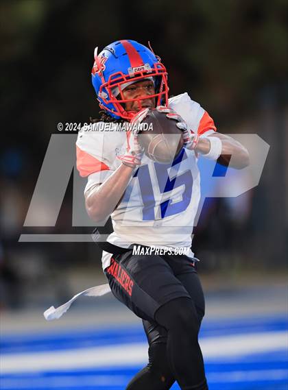 Thumbnail 2 in   Serra @ Chaminade photogallery.