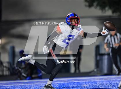 Thumbnail 1 in   Serra @ Chaminade photogallery.