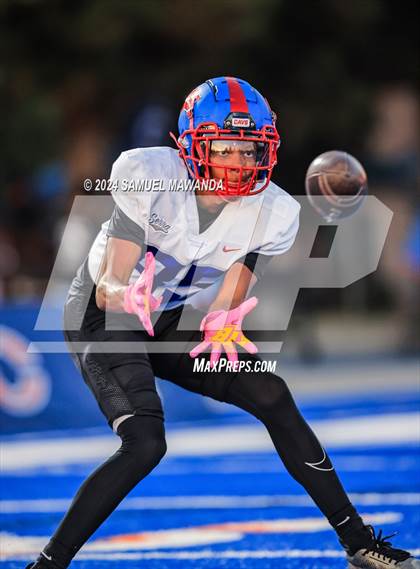 Thumbnail 3 in   Serra @ Chaminade photogallery.