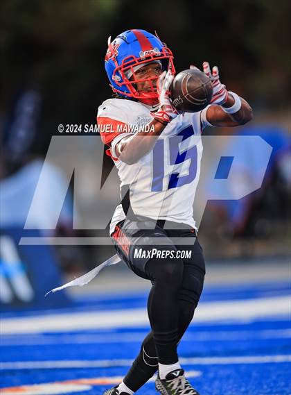Thumbnail 1 in   Serra @ Chaminade photogallery.