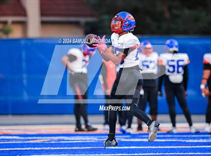 Thumbnail 1 in   Serra @ Chaminade photogallery.