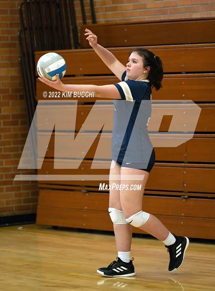 Thumbnail 2 in Utica Ford @ Grosse Pointe South photogallery.
