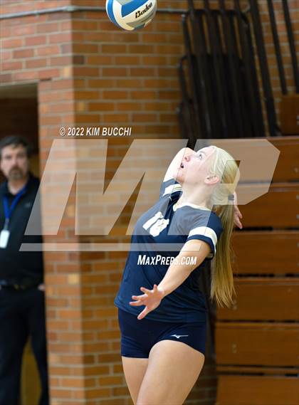 Thumbnail 3 in Utica Ford @ Grosse Pointe South photogallery.
