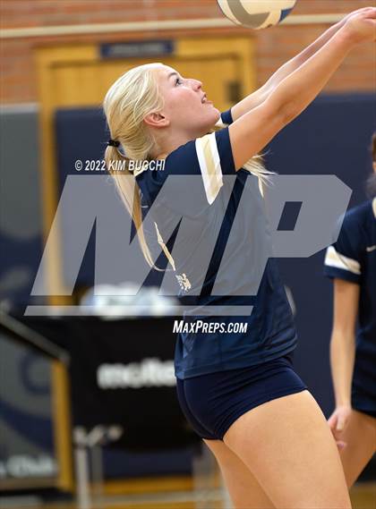 Thumbnail 1 in Utica Ford @ Grosse Pointe South photogallery.