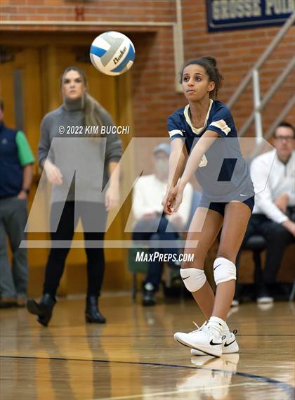 Thumbnail 2 in Utica Ford @ Grosse Pointe South photogallery.