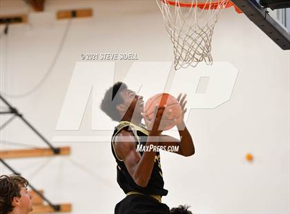 Thumbnail 2 in Olympian @ High Tech SD photogallery.