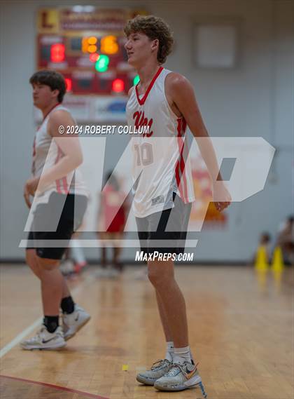 Thumbnail 3 in West Union vs Lafayette (Scrimmage) photogallery.