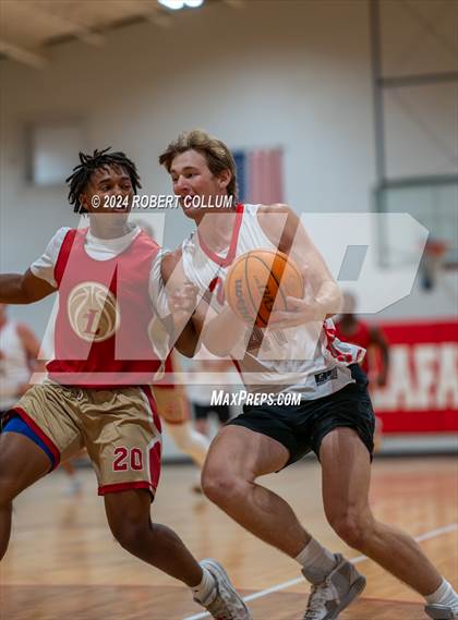 Thumbnail 3 in West Union vs Lafayette (Scrimmage) photogallery.