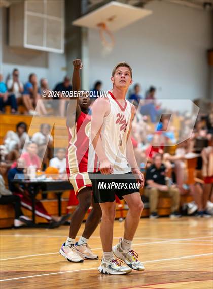 Thumbnail 3 in West Union vs Lafayette (Scrimmage) photogallery.