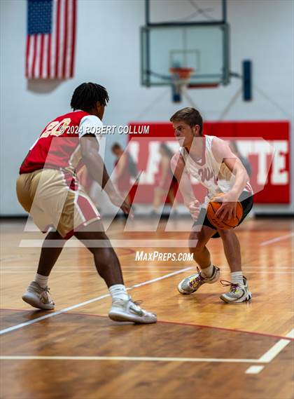Thumbnail 2 in West Union vs Lafayette (Scrimmage) photogallery.