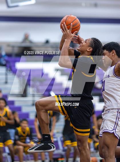 Thumbnail 2 in Lincoln @ North Thurston photogallery.