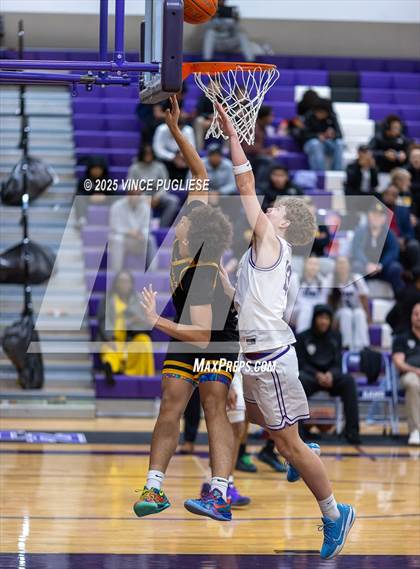 Thumbnail 1 in Lincoln @ North Thurston photogallery.