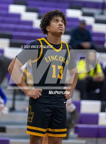 Thumbnail 1 in Lincoln @ North Thurston photogallery.