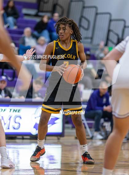 Thumbnail 1 in Lincoln @ North Thurston photogallery.