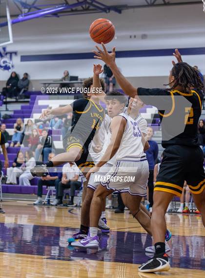 Thumbnail 1 in Lincoln @ North Thurston photogallery.