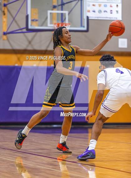 Thumbnail 3 in Lincoln @ North Thurston photogallery.