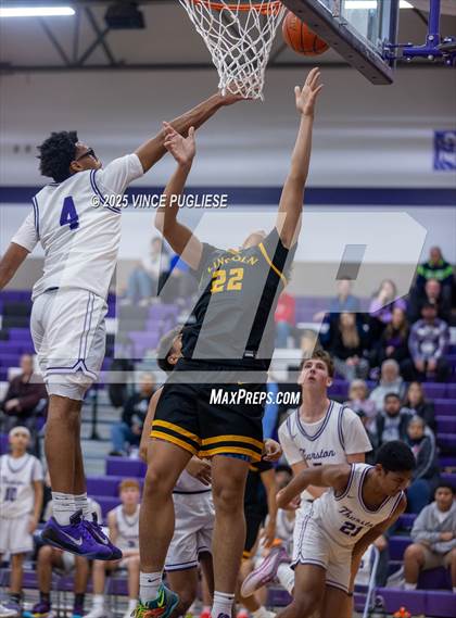 Thumbnail 1 in Lincoln @ North Thurston photogallery.