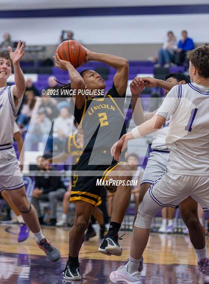 Thumbnail 1 in Lincoln @ North Thurston photogallery.