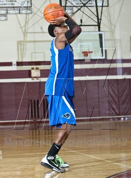 Thumbnail 3 in Port Chester vs Harrison  (Harrison Booster Club Tournament) photogallery.