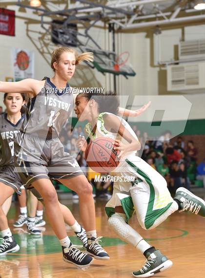 Thumbnail 3 in Western Alamance @ Eastern Alamance photogallery.