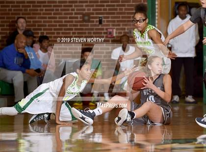 Thumbnail 2 in Western Alamance @ Eastern Alamance photogallery.