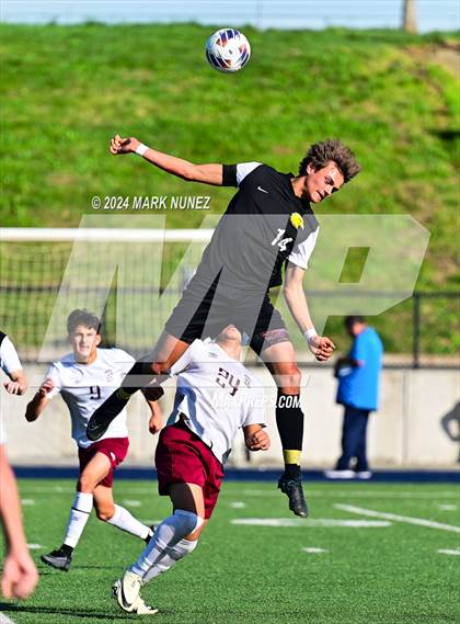 Thumbnail 3 in Golden Valley vs. Del Oro (CIF SJS Division 2 Final) photogallery.