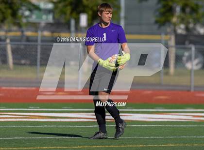 Thumbnail 2 in Highland vs. Perry (Coyote Classic Tournament) photogallery.