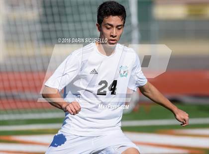 Thumbnail 2 in Highland vs. Perry (Coyote Classic Tournament) photogallery.