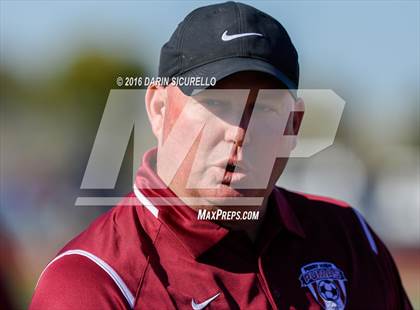 Thumbnail 3 in Highland vs. Perry (Coyote Classic Tournament) photogallery.