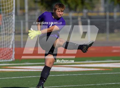 Thumbnail 2 in Highland vs. Perry (Coyote Classic Tournament) photogallery.