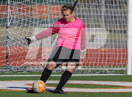 Thumbnail 3 in Highland vs. Perry (Coyote Classic Tournament) photogallery.
