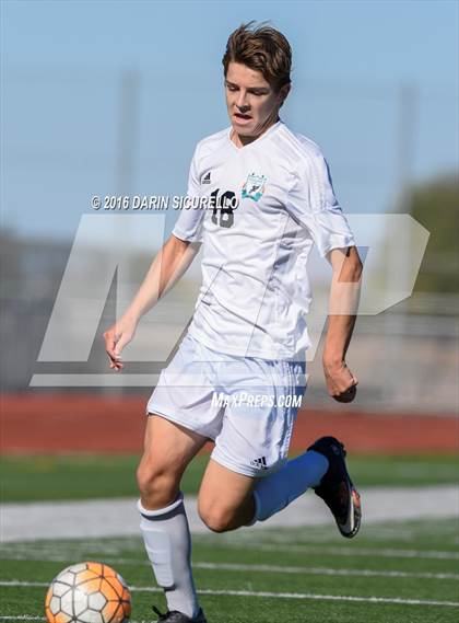 Thumbnail 3 in Highland vs. Perry (Coyote Classic Tournament) photogallery.