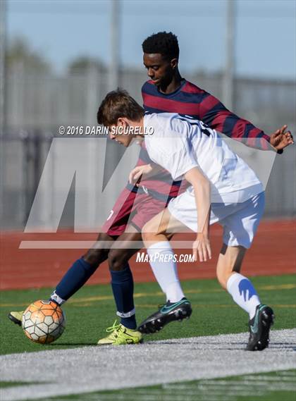 Thumbnail 3 in Highland vs. Perry (Coyote Classic Tournament) photogallery.