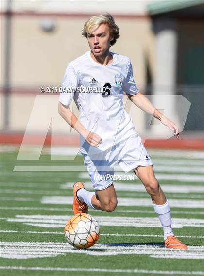 Thumbnail 3 in Highland vs. Perry (Coyote Classic Tournament) photogallery.