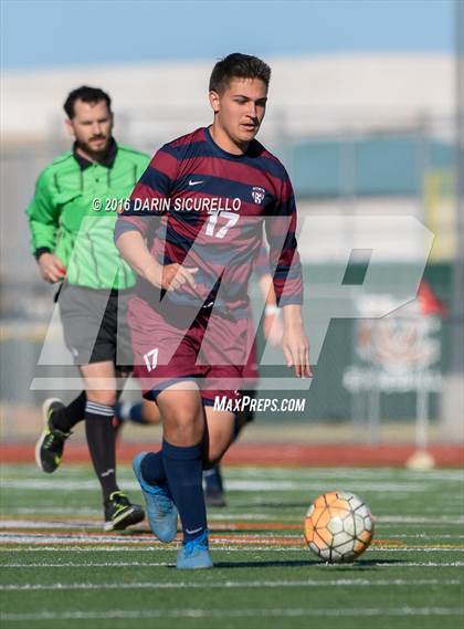 Thumbnail 3 in Highland vs. Perry (Coyote Classic Tournament) photogallery.