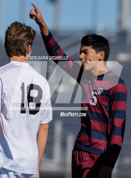 Thumbnail 2 in Highland vs. Perry (Coyote Classic Tournament) photogallery.