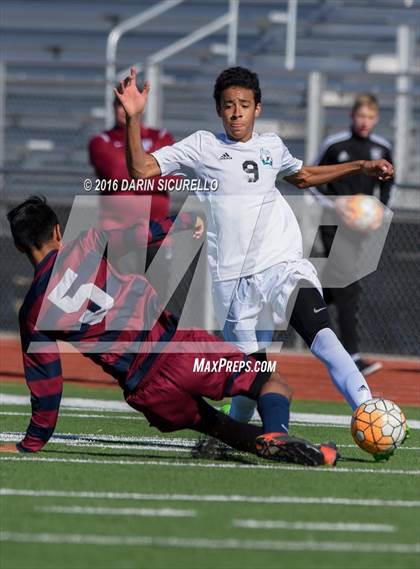 Thumbnail 3 in Highland vs. Perry (Coyote Classic Tournament) photogallery.