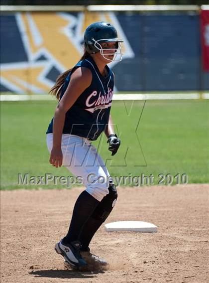 Thumbnail 1 in Christian vs Mater Dei (CIF SDS D4 Final) photogallery.