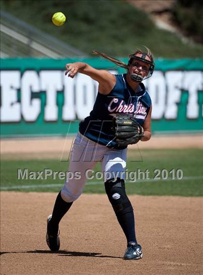 Thumbnail 3 in Christian vs Mater Dei (CIF SDS D4 Final) photogallery.