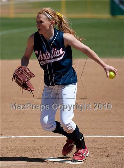 Thumbnail 3 in Christian vs Mater Dei (CIF SDS D4 Final) photogallery.